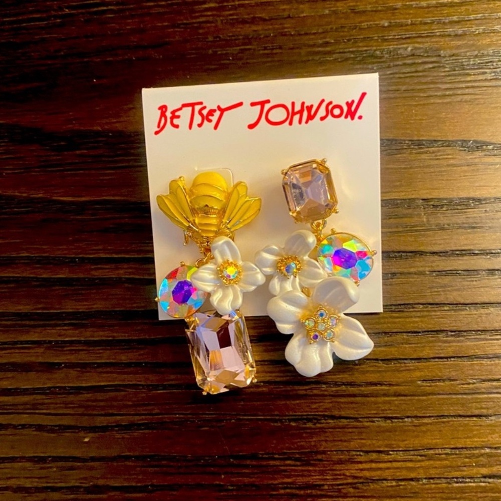 NEW Betsey Johnson earrings